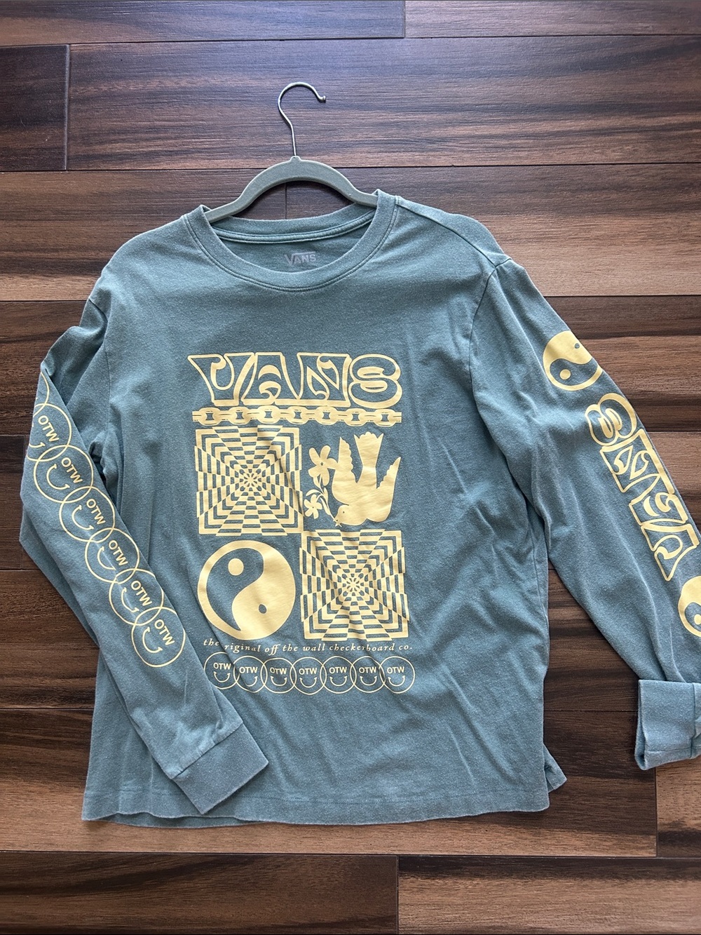 Vans Sage Green Long Sleeve Tee with Yellow Graphic Size Large